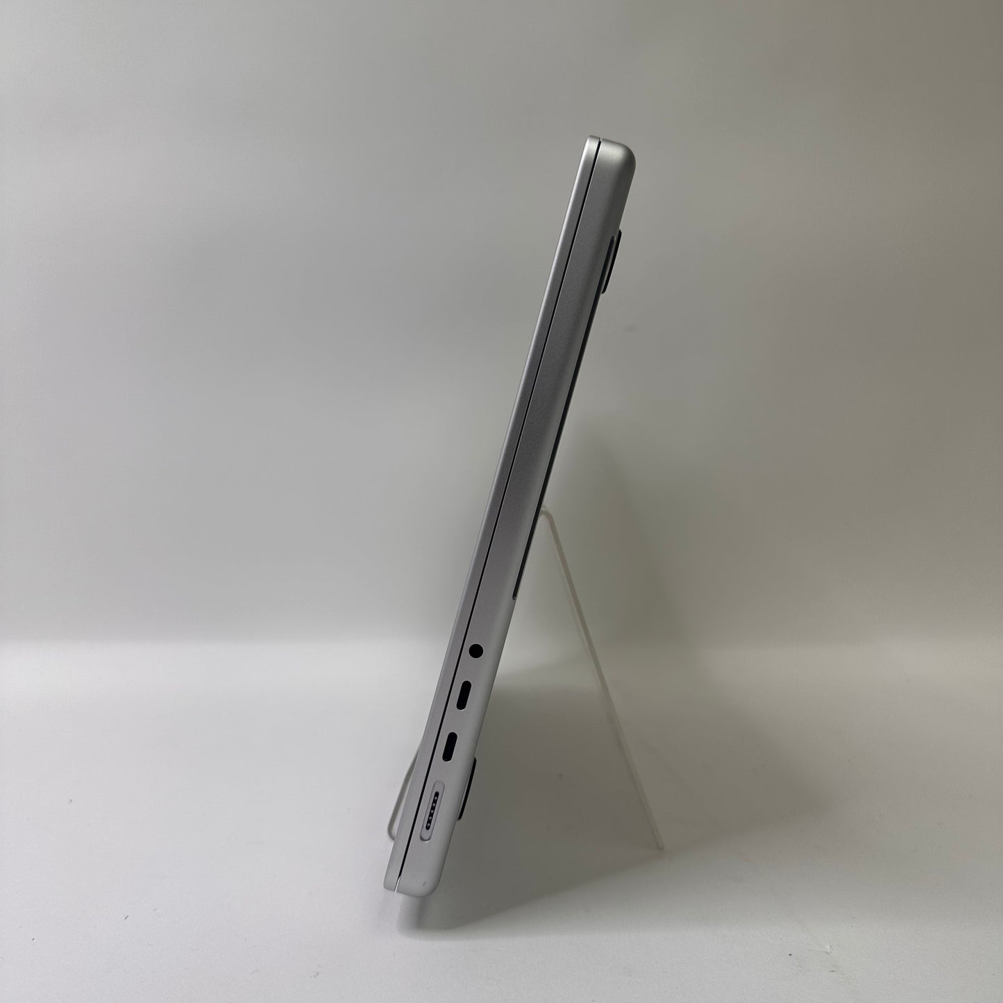 2024 Apple MacBook Pro 14" M4 10C GPU 4.5GHz 16GB RAM 512GB SSD A3112
