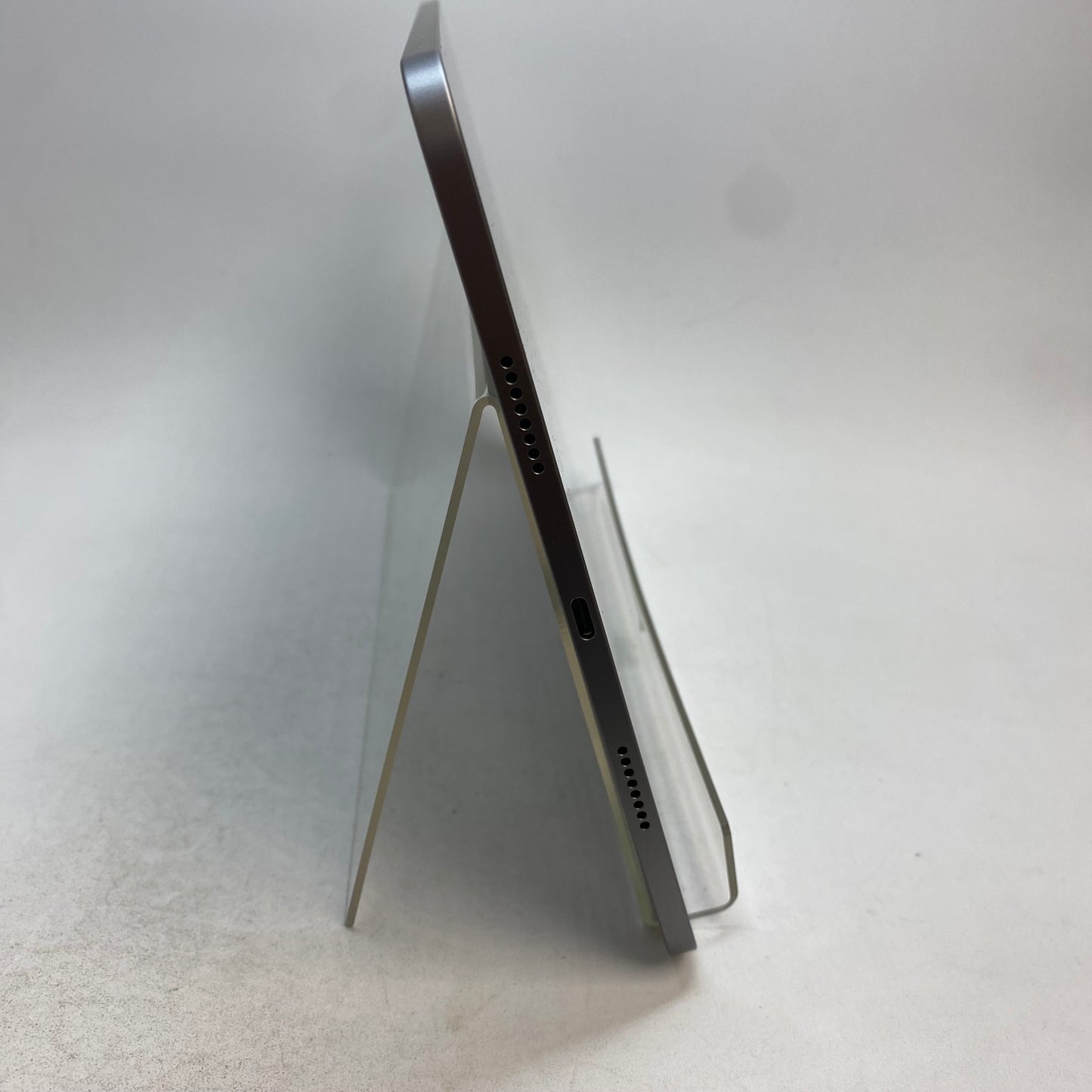 WiFi Only Apple iPad Pro 11" 4th Gen 128GB Space Gray MNXD3LL/A