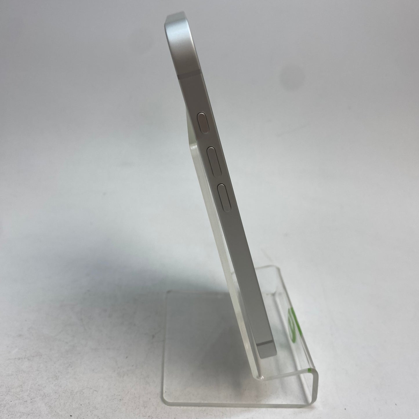 Factory Unlocked Apple iPhone 16e 128GB White MD0E4LL/A