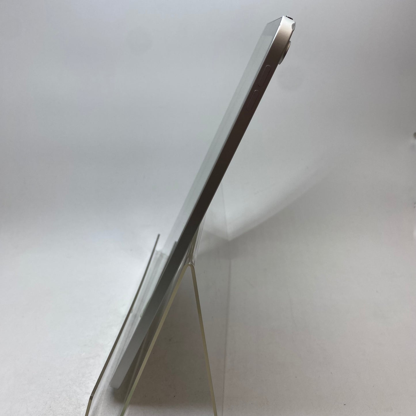 WiFi Only Apple iPad 11" (A16) 128GB Silver MD3Y4LL/A