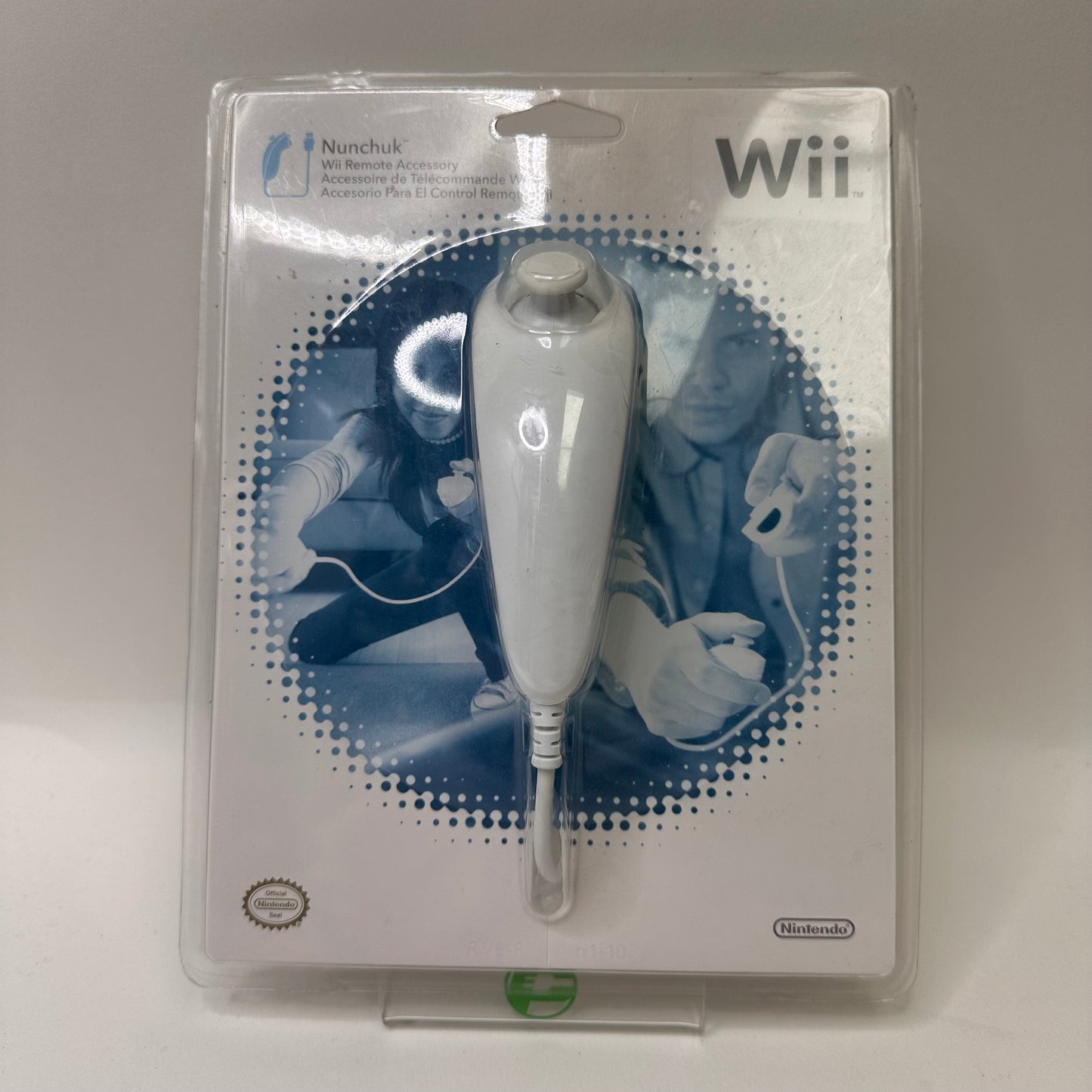 New Nintendo Wii Nunchuk Controller RVL-A-FW-USZ-1 White