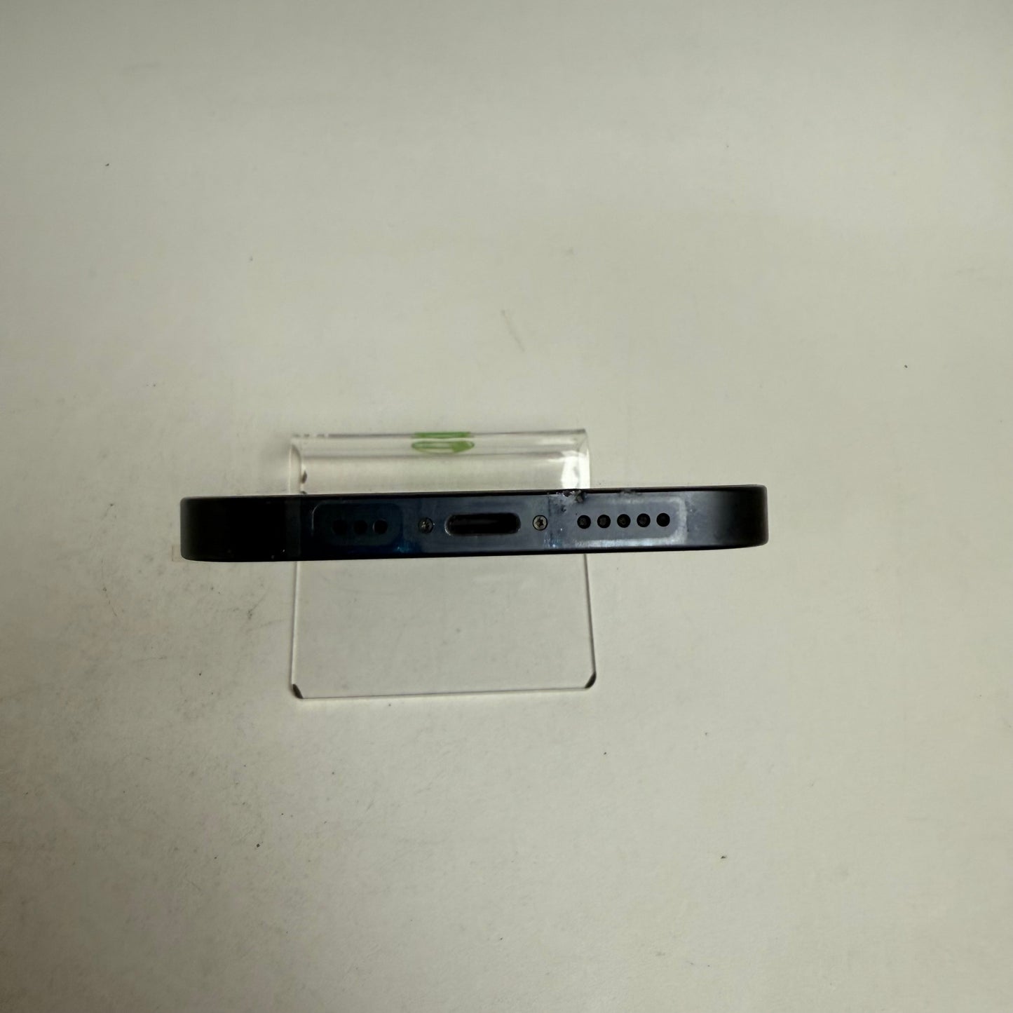 Broken Unlocked Apple iPhone 12 256GB 18.7.1 MGFF3LL/A Bad Batt