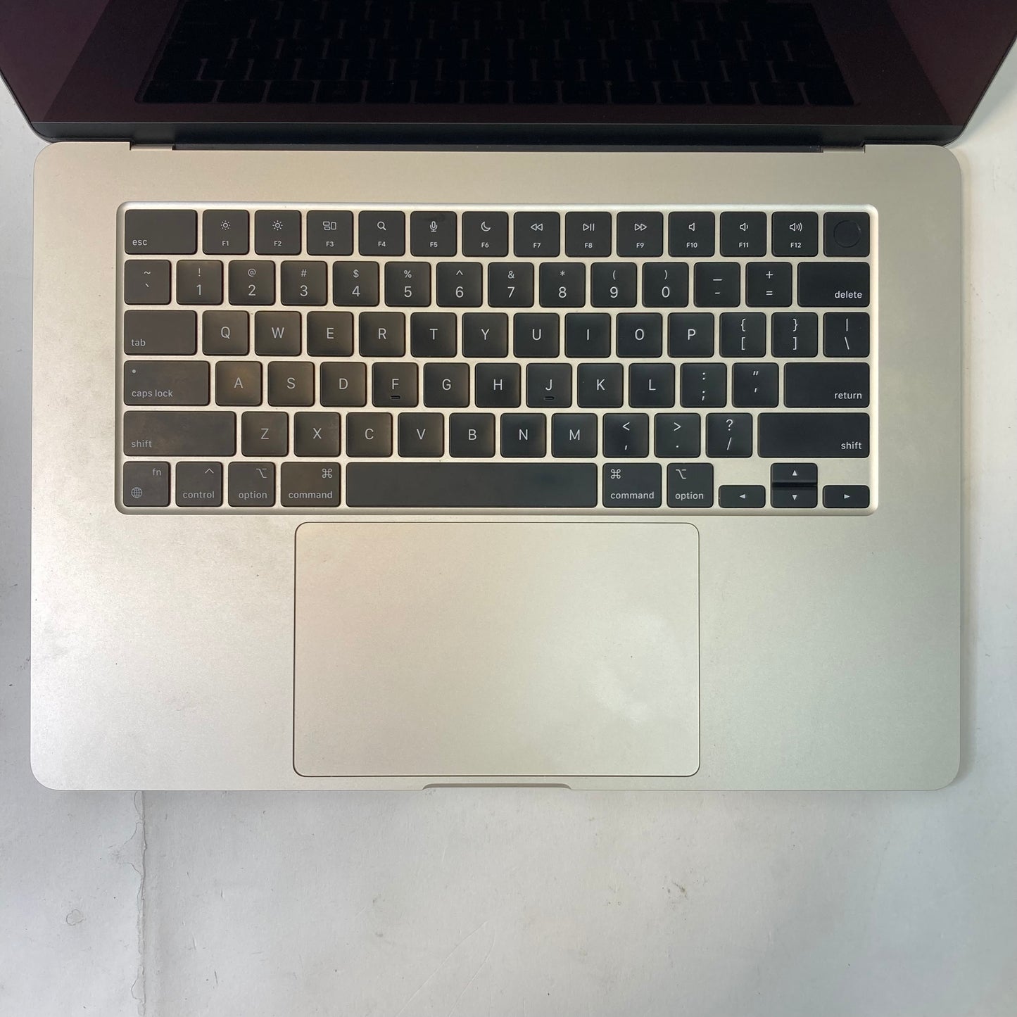 2023 Apple MacBook Air 15" M2 10C GPU 3.5GHz 8GB RAM 256GB SSD MQKU3LL/A