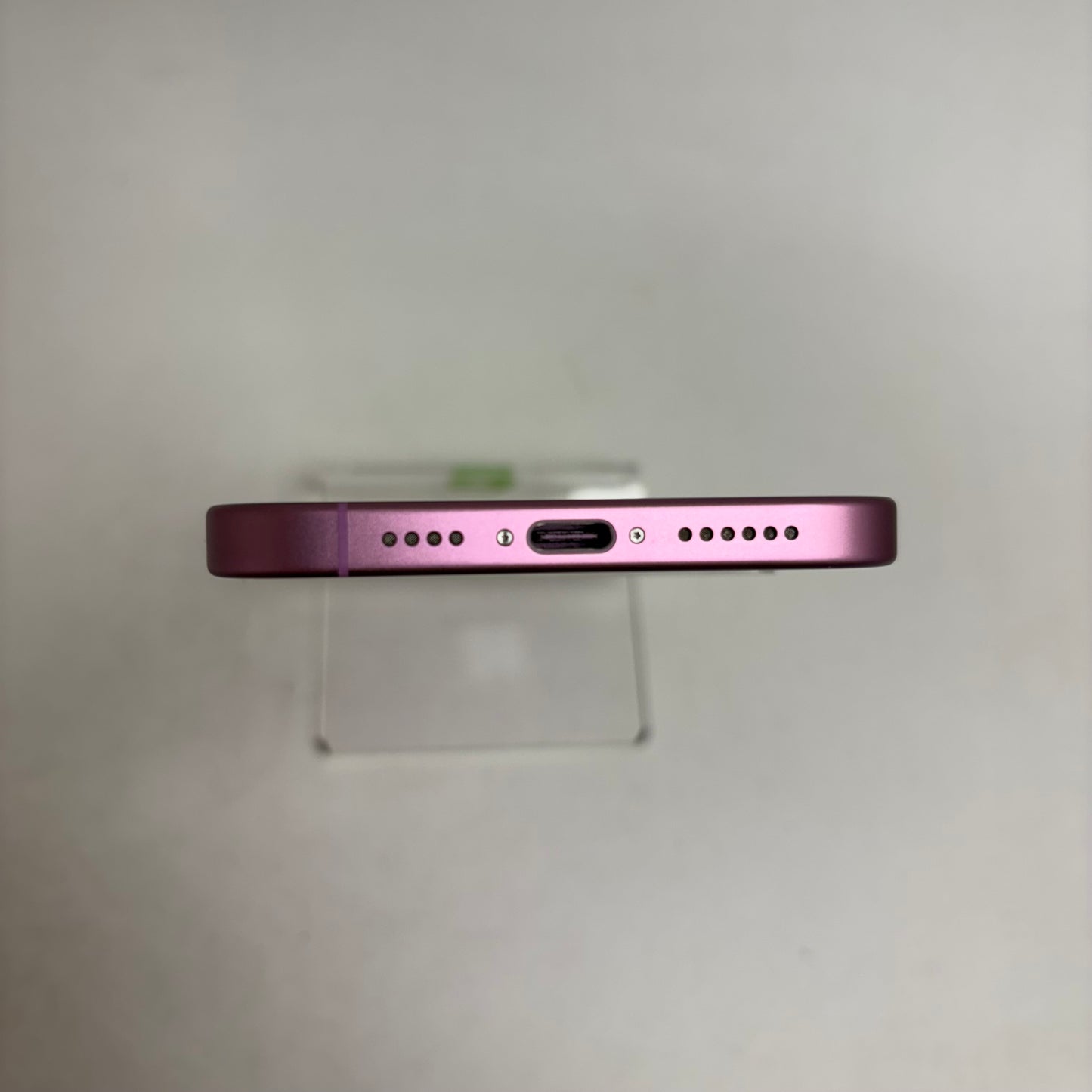 Factory Unlocked Apple iPhone 16 Plus 128GB Pink MXUV3LL/A