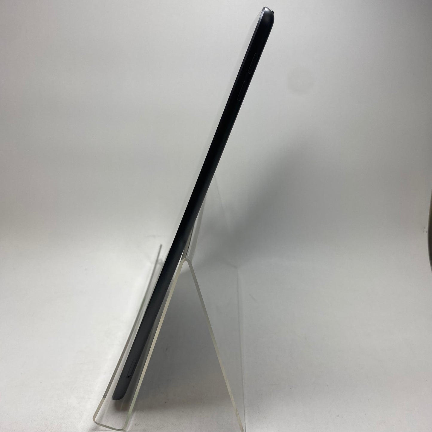 Factory Unlocked Apple iPad 9th Gen 64GB Space Gray MK663LL/A
