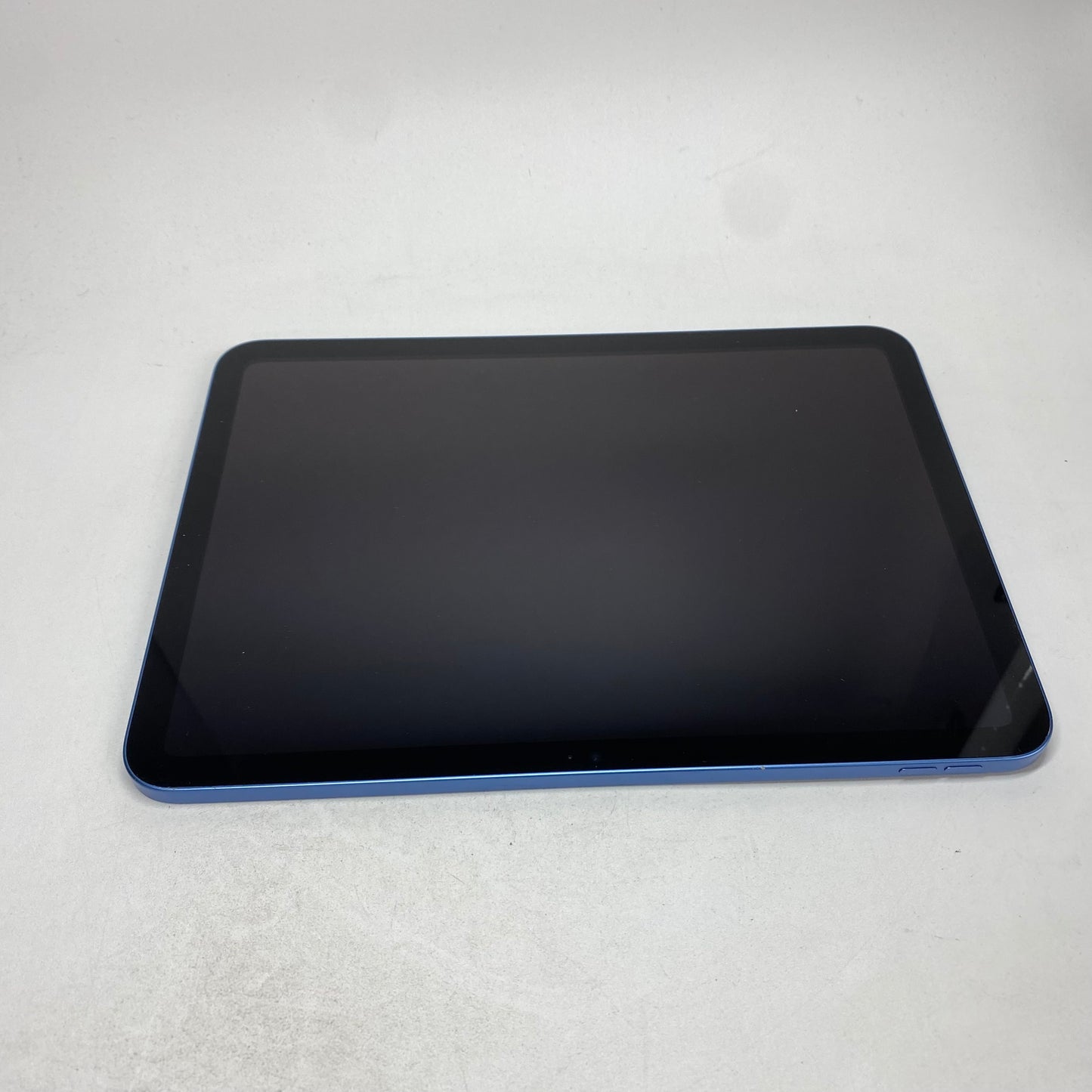 WiFi Only Apple iPad 11" (A16) 128GB 18.6.2 Blue MD4A4LL/A