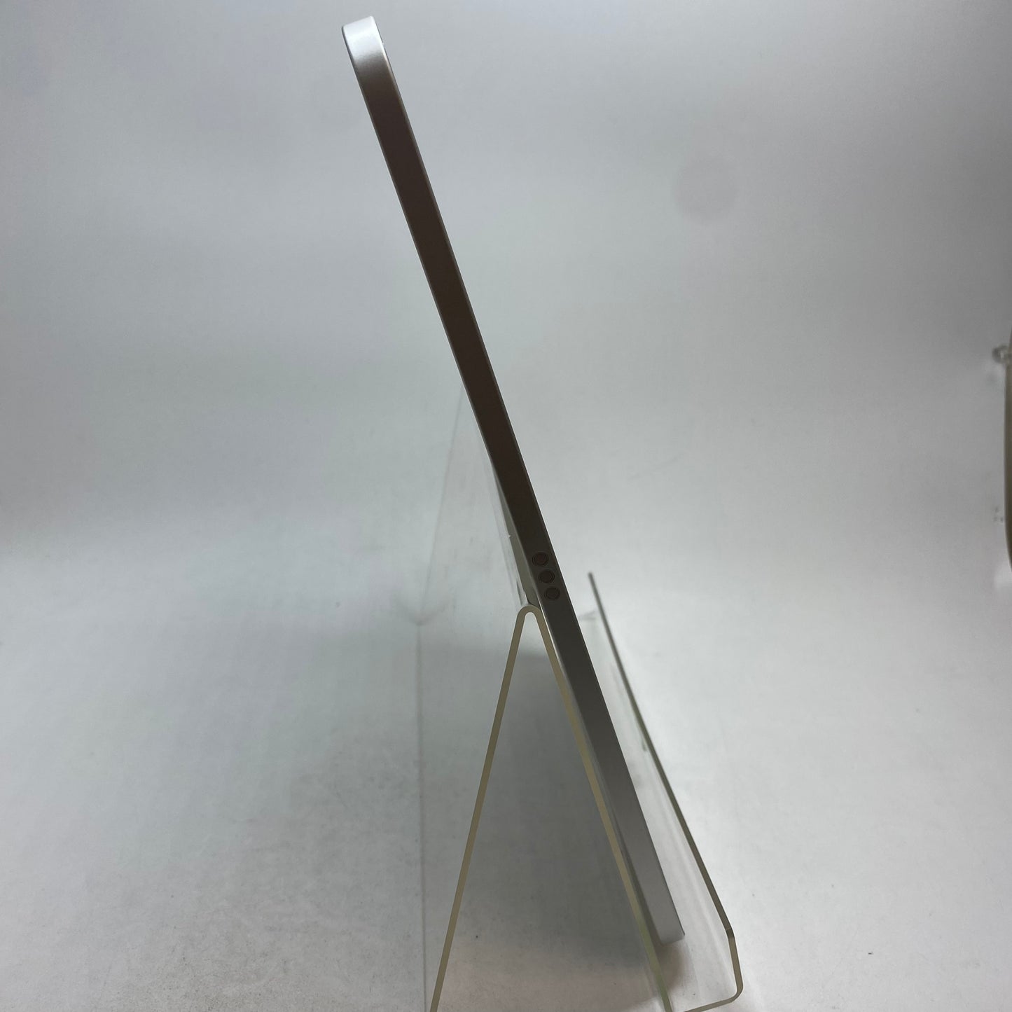 WiFi Only Apple iPad 11" (A16) 128GB Silver MD3Y4LL/A