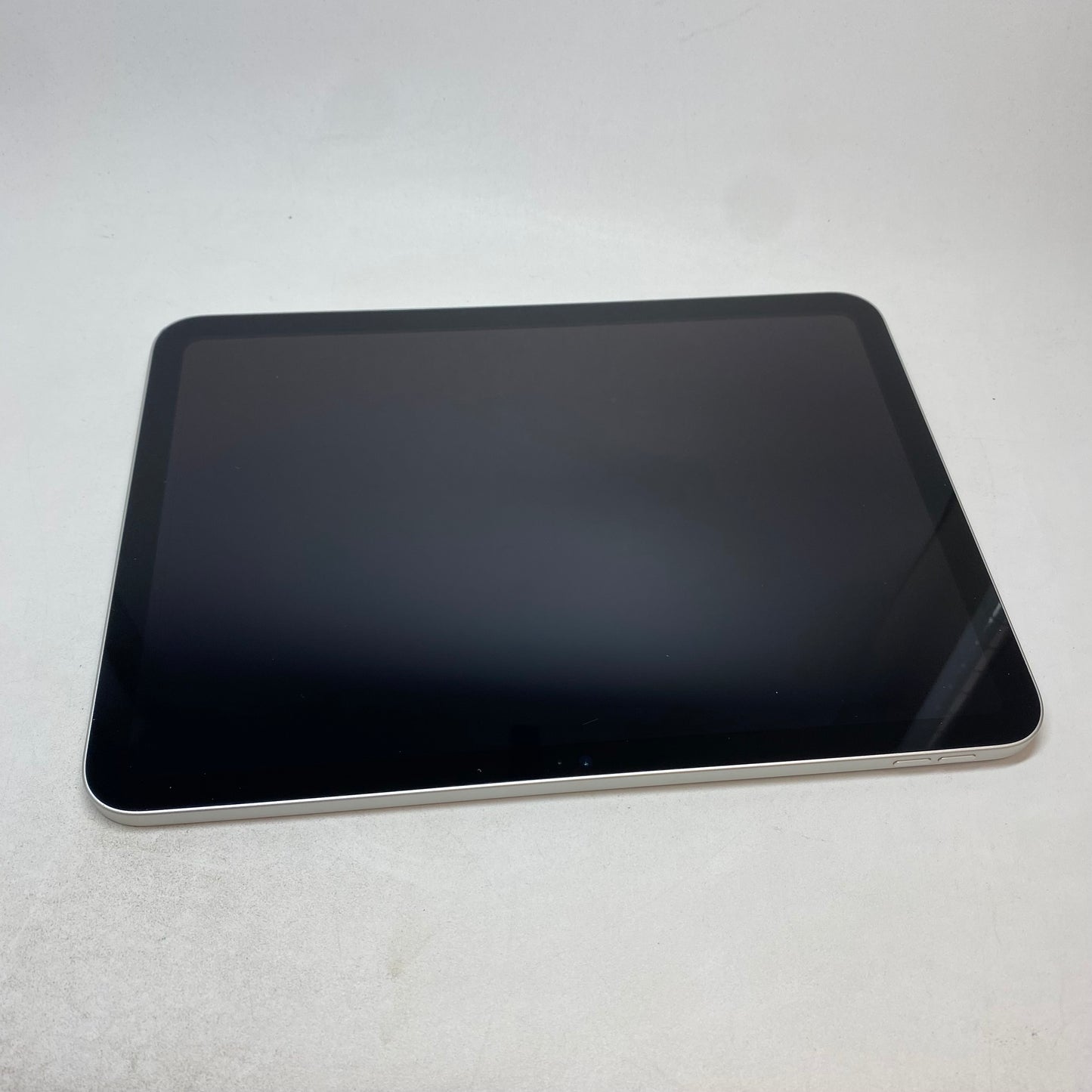 WiFi Only Apple iPad 11" (A16) 128GB Silver MD3Y4LL/A