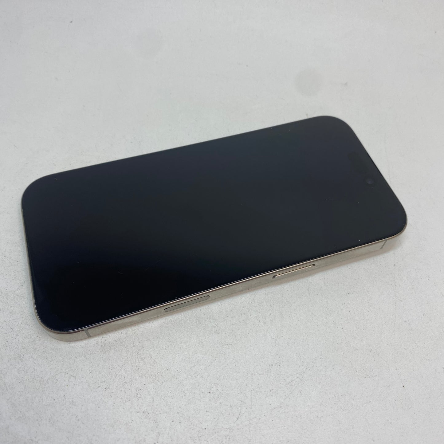 Factory Unlocked Apple iPhone 16 Pro 512GB Natural Titanium MYMP3LL/A