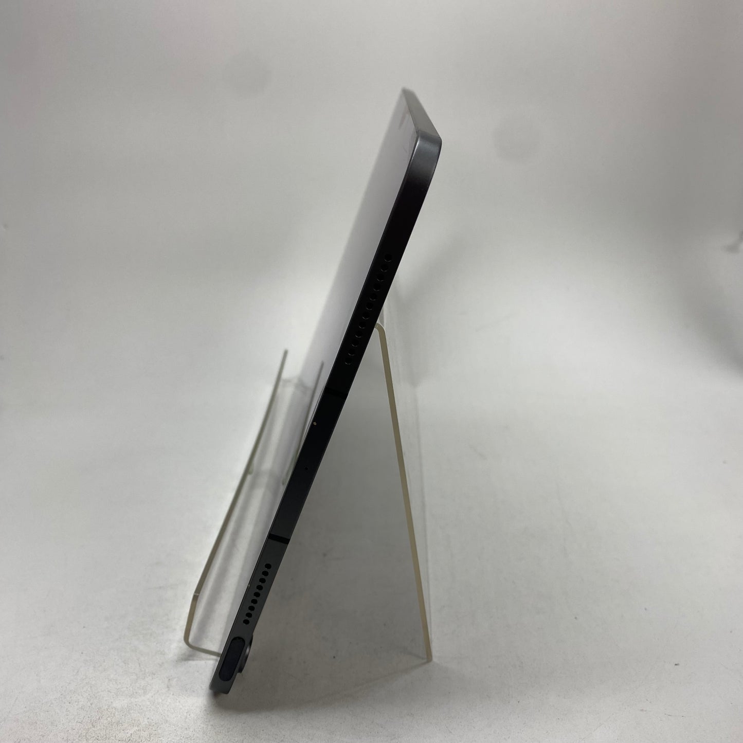 Factory Unlocked Apple iPad Air 5th Gen 256GB Space Gray MM713LL/A