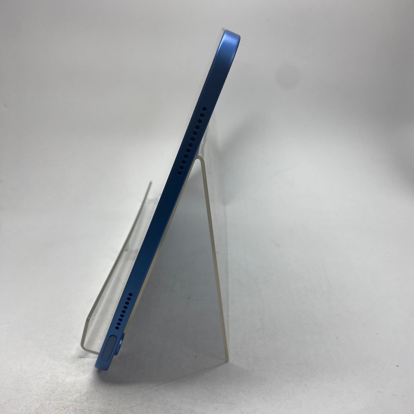 WiFi Only Apple iPad 11" (A16) 128GB Blue MD4A4LL/A
