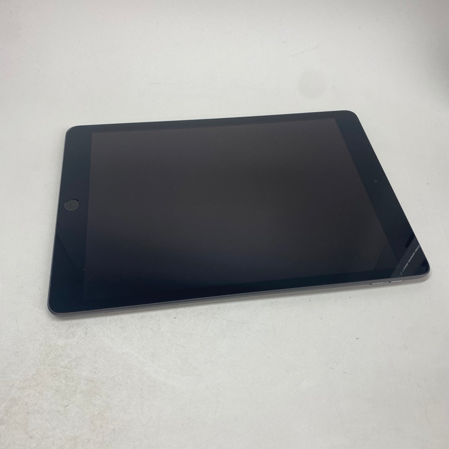 WiFi Only Apple iPad 7th Gen 32GB Space Gray MW742LL/A