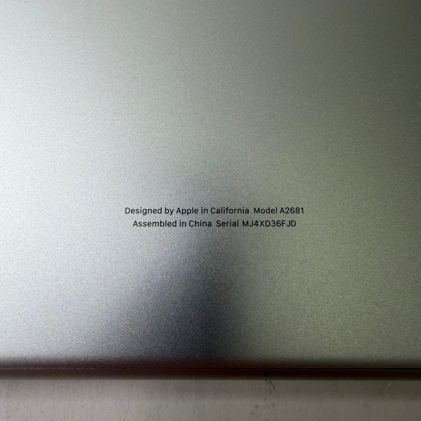 2022 Apple MacBook Air 13.6" M2 8 Core 3.5GHz 8GB RAM 256GB SSD A2681