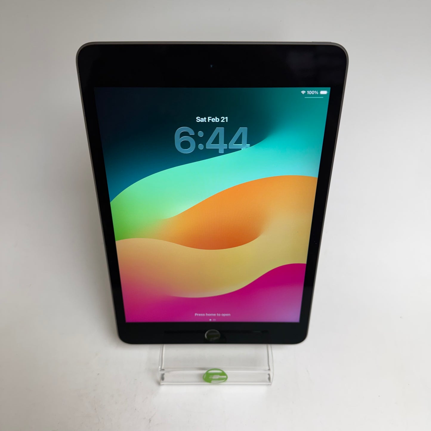 WiFi Only Apple iPad Mini 5th Gen 64GB Space Gray MUQW2LL/A