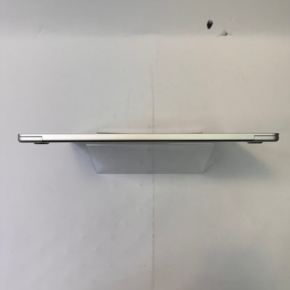 2024 Apple MacBook Air 15" M3 10C GPU 4.0GHz 16GB RAM 256GB SSD A3114