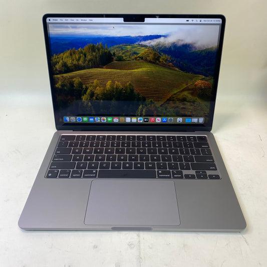 2024 Apple MacBook Air 13.6" M3 4.0GHz 16GB RAM 512GB SSD Space Gray A3113