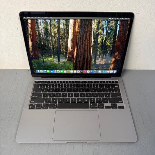 2020 Apple MacBook Air 13.3" M1 7C GPU 3.2GHz 8GB RAM 256GB SSD A2337