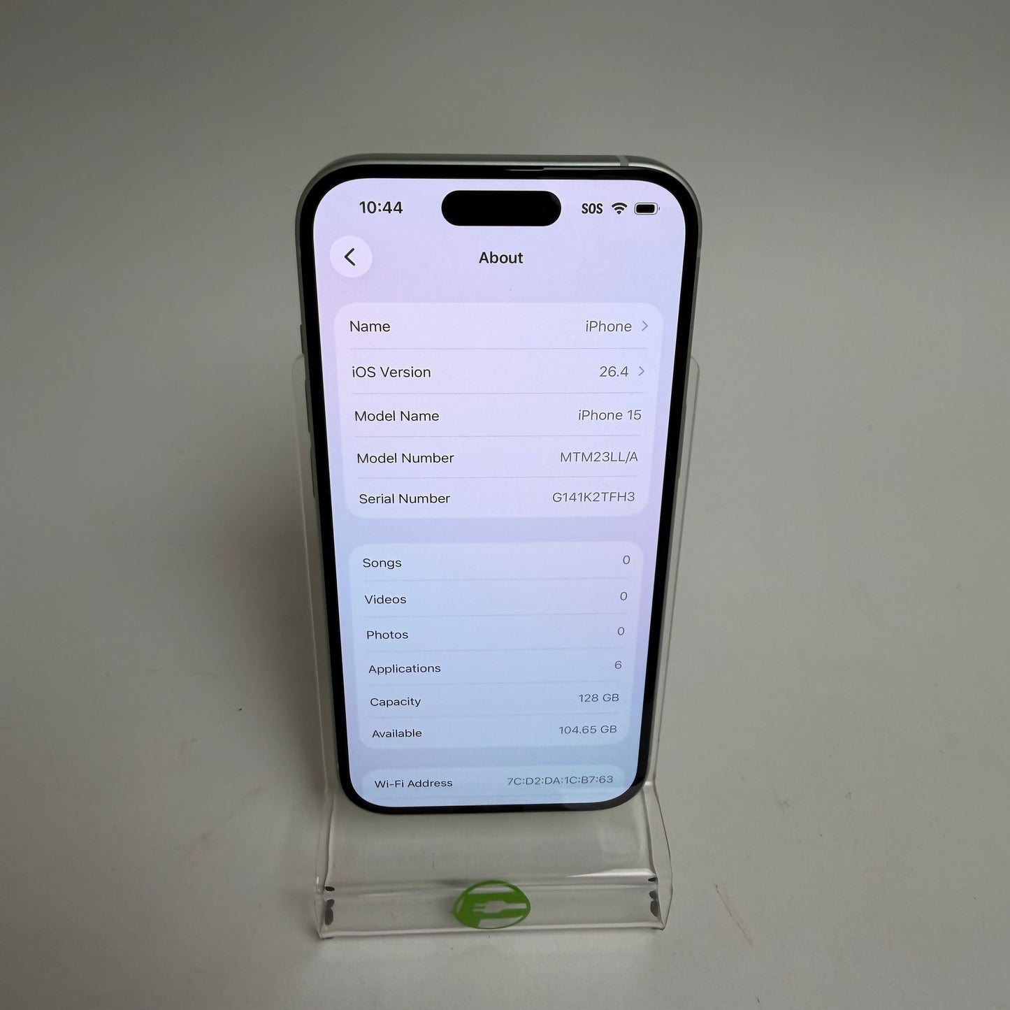 Factory Unlocked Apple iPhone 15 128GB Green MTM23LL/A