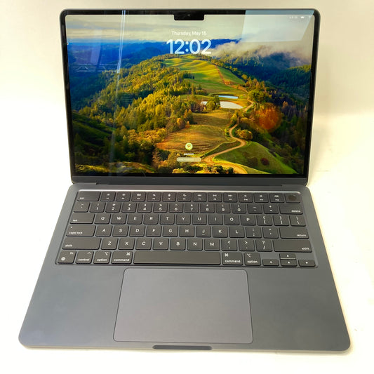 2022 Apple MacBook Air 13.6" M2 8C GPU 3.5GHz 8GB RAM 256GB SSD MLY33LL/A