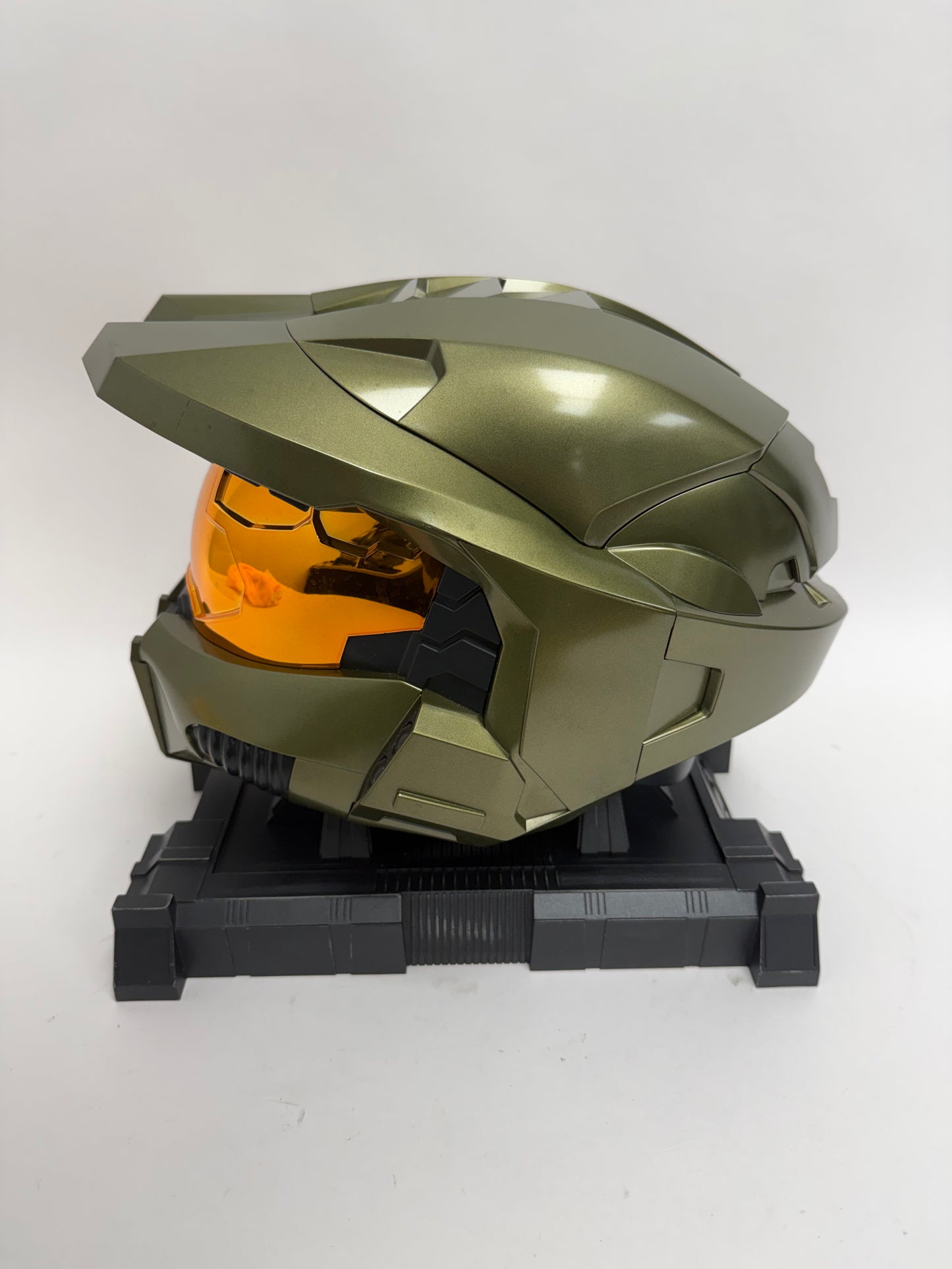 Microsoft Halo 3 Legendary Edition Helmet