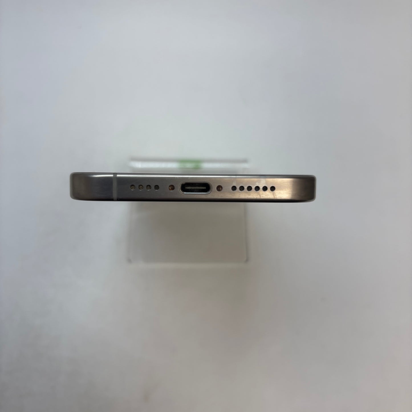 Factory Unlocked Apple iPhone 15 Pro Max 256GB Natural Titanium MU683LL/A