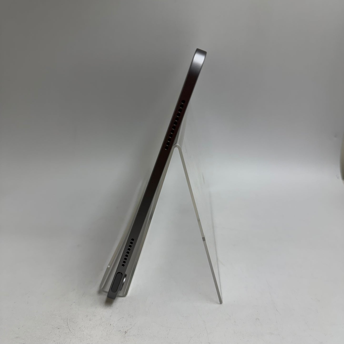 WiFi Only Apple iPad Air 11" M3 256GB Space Gray MCA14LL/A