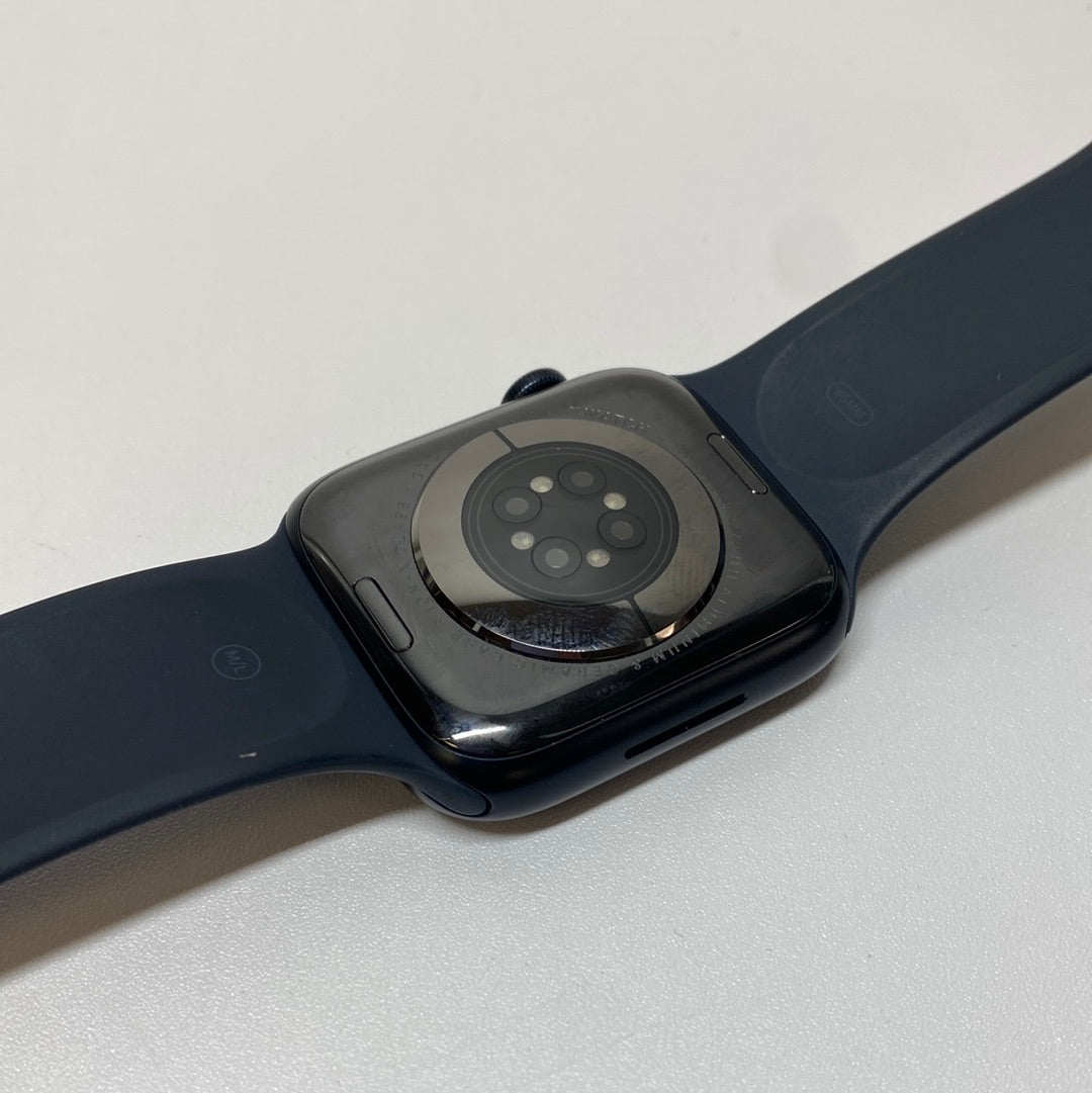 GPS Only Apple Watch Series 8 45mm Midnight Aluminum with Midnight