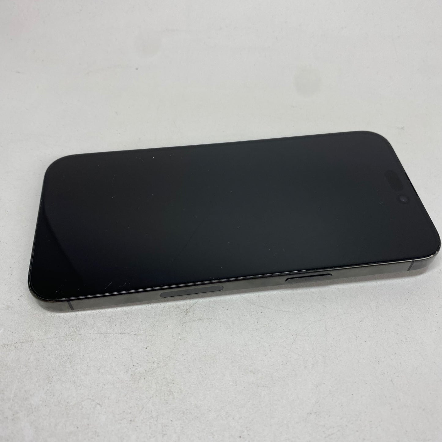 Unlocked Apple iPhone 15 Pro Max 512GB 18.2.1 Black Titanium MU6A3LL/A