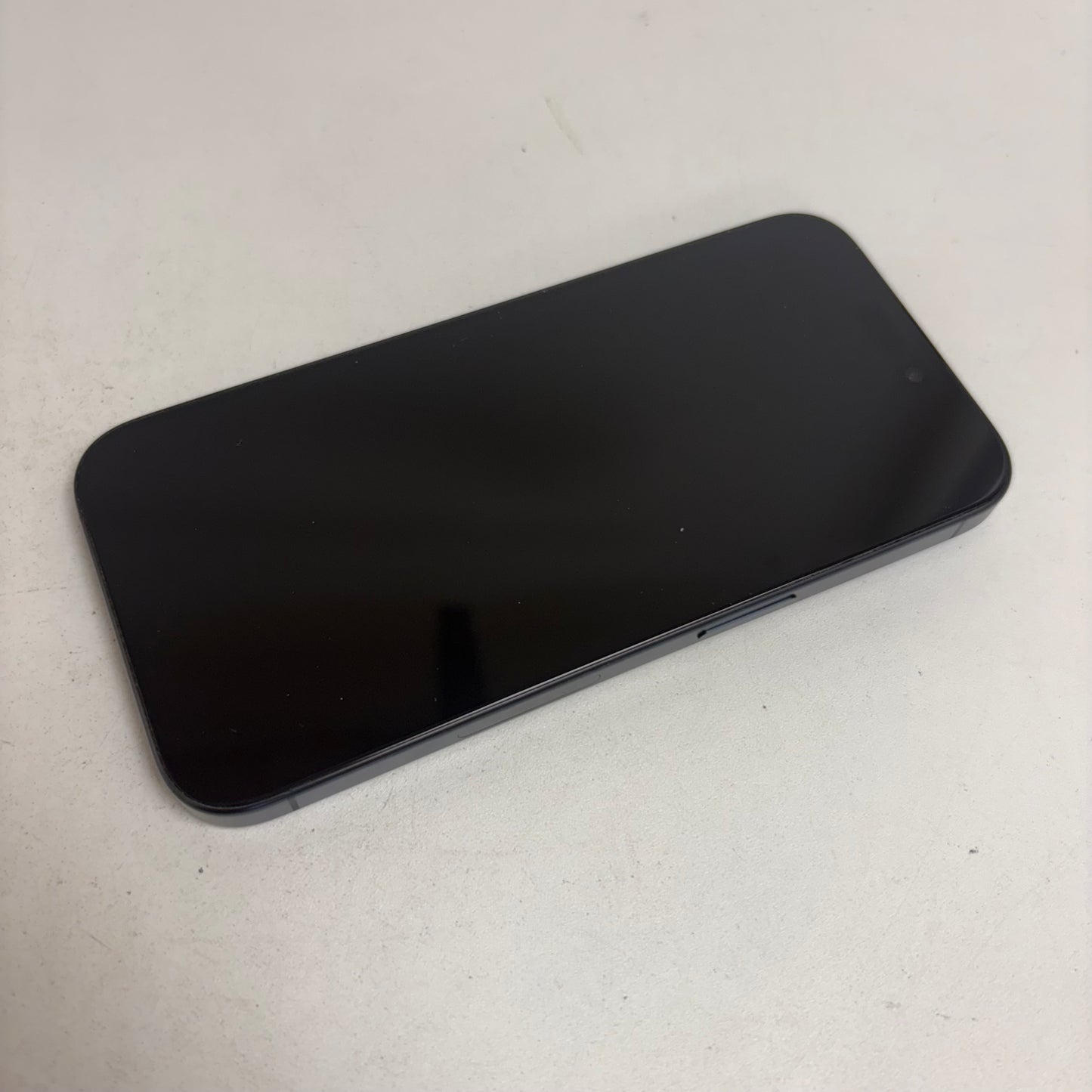 Factory Unlocked Apple iPhone 15 Pro 256GB Blue Titanium MTQV3LL/A