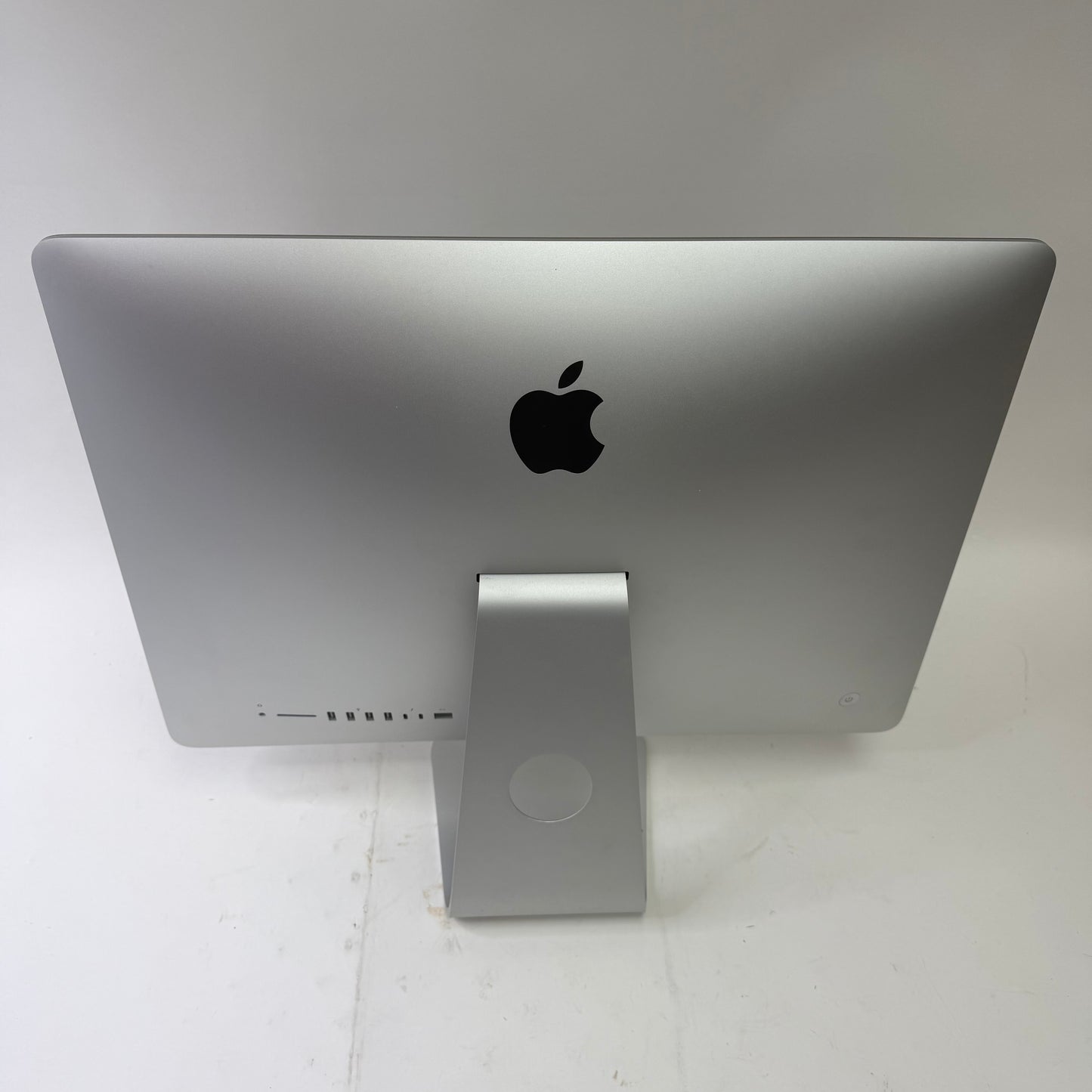 2019 Apple iMac 21.5" i5 3.0GHz 8GB RAM 256GB SSD Silver A2116