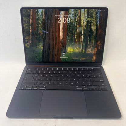 2022 Apple MacBook Air 13.6" M2 8C GPU 3.5GHz 16GB RAM 256GB SSD A2681