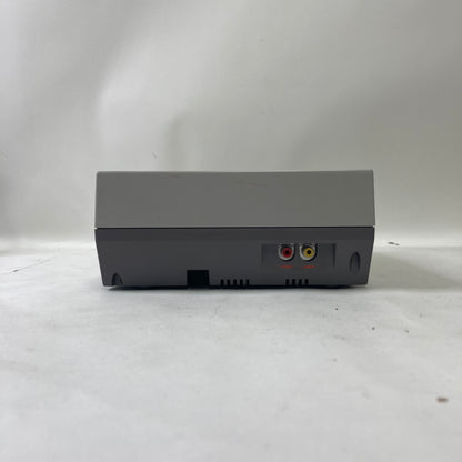 Nintendo Entertainment System NES Video Game Console NES-001 Gray
