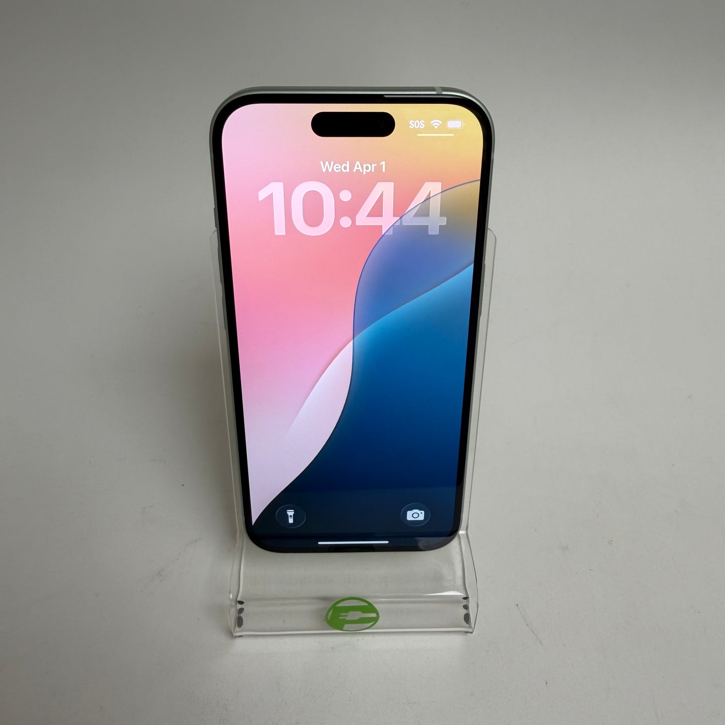 Factory Unlocked Apple iPhone 15 128GB Green MTM23LL/A