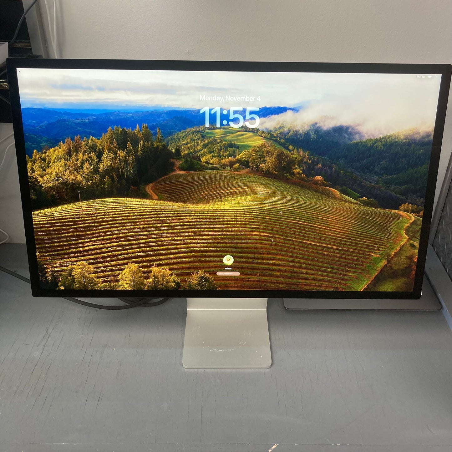 Apple Studio Display 27" 5K Retina Standard Glass 5K Retina A2525