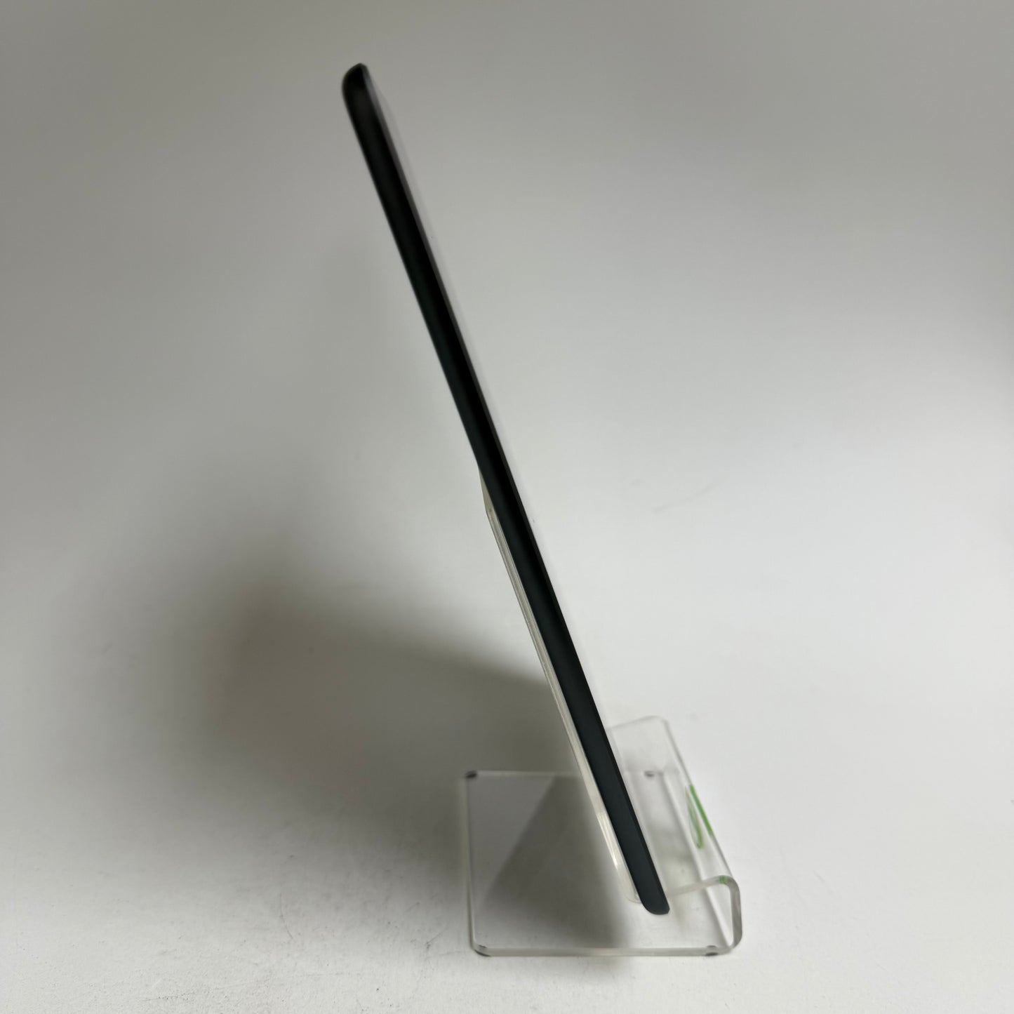 WiFi Only Apple iPad Mini 5th Gen 64GB Space Gray MUQW2LL/A