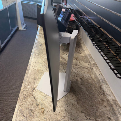 LG 32" 32GS95UV-W 4K UHD Ultragear OLED 240Hz Gaming Monitor