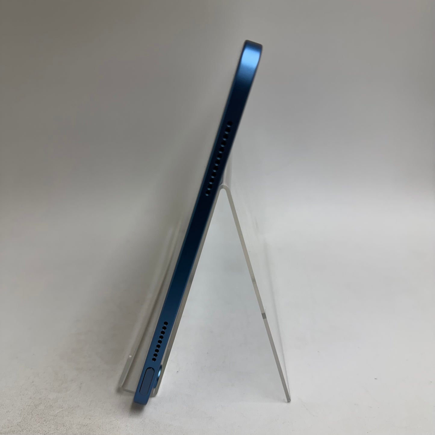 WiFi Only Apple iPad 11" (A16) 128GB Blue MD4A4LL/A