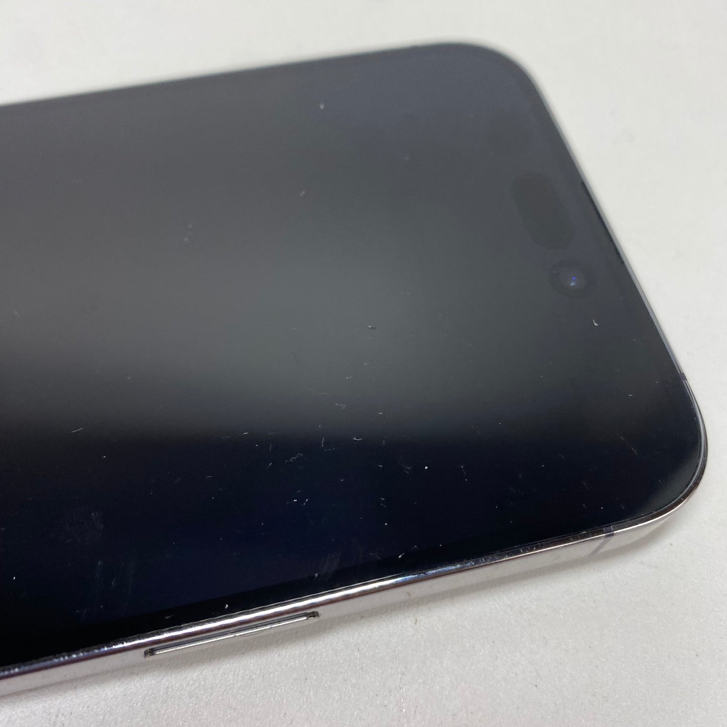 Unlocked Apple iPhone 14 Pro Max 256GB 18.5 Deep Purple MQ8W3LL/A