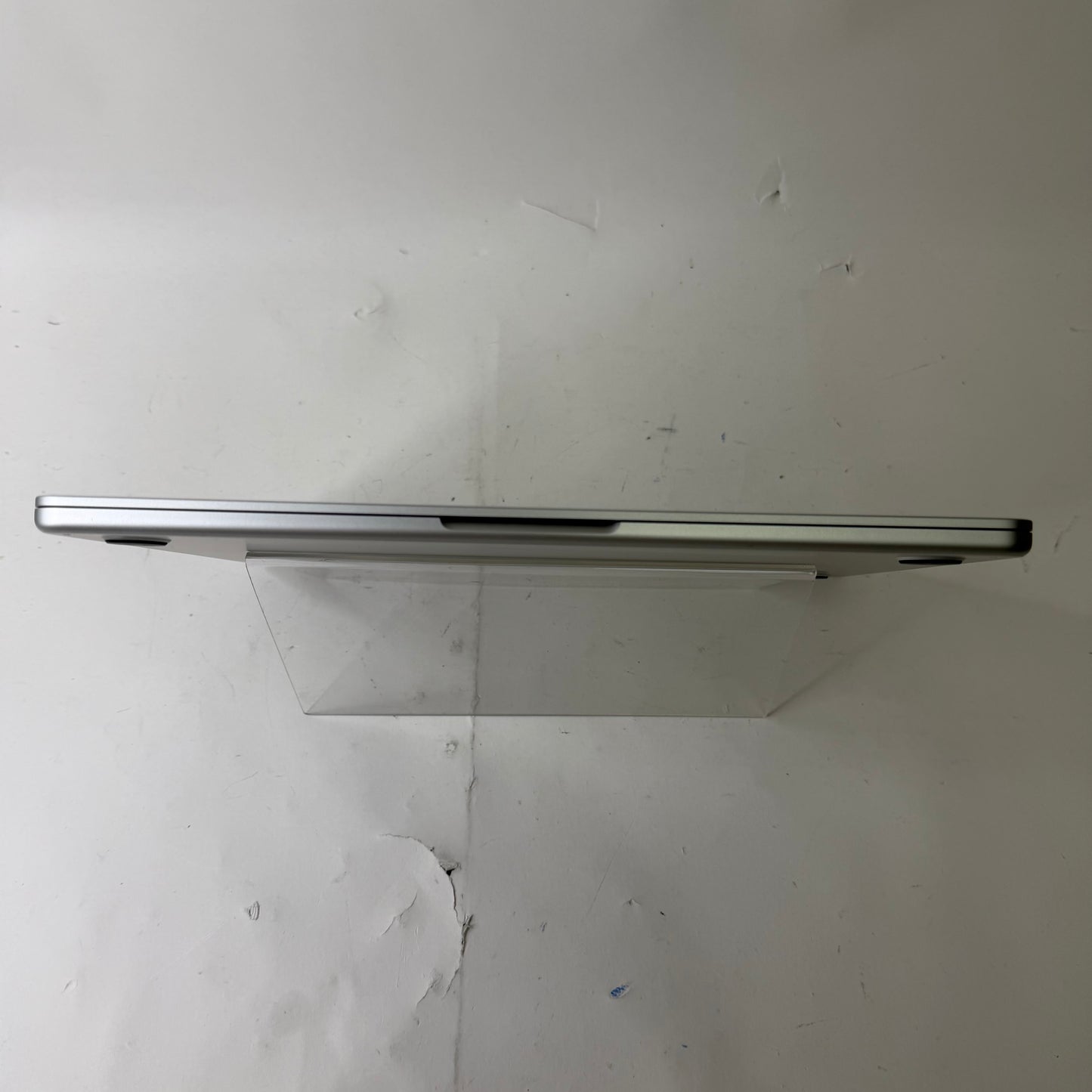 2022 Apple MacBook Air 13.6" M2 8 Core 3.5GHz 8GB RAM 256GB SSD A2681