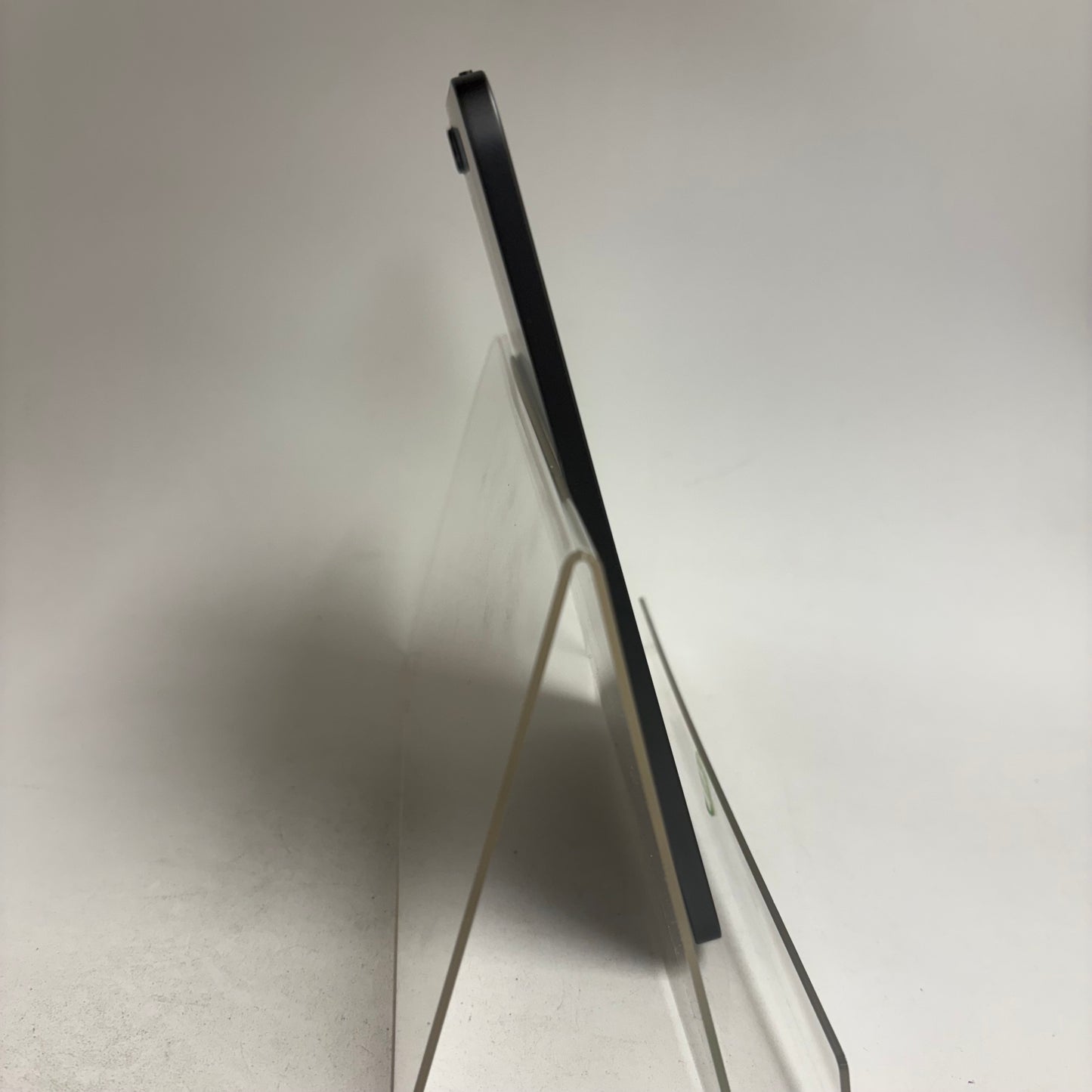 WiFi Only Apple iPad Mini 6th Gen 64GB Space Gray MK7M3LL/A