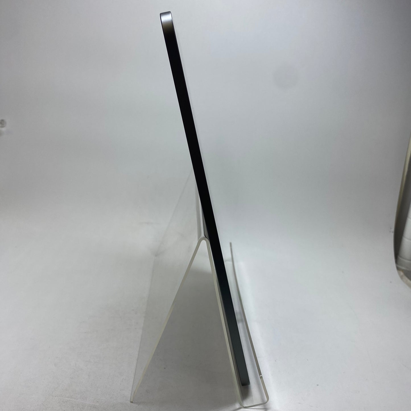 WiFi Only Apple iPad Air 5th Gen 64GB Space Gray MM9C3LL/A