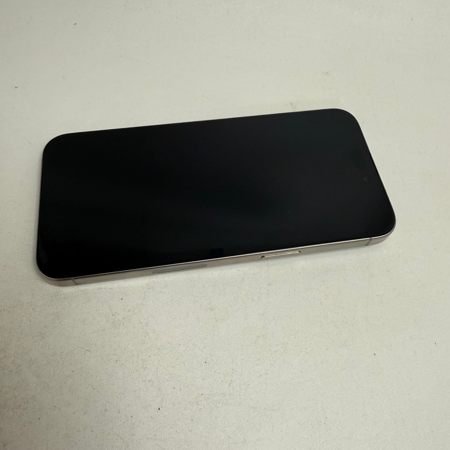 Factory Unlocked Apple iPhone 15 Pro Max 256GB Natural Titanium MU683LL/A