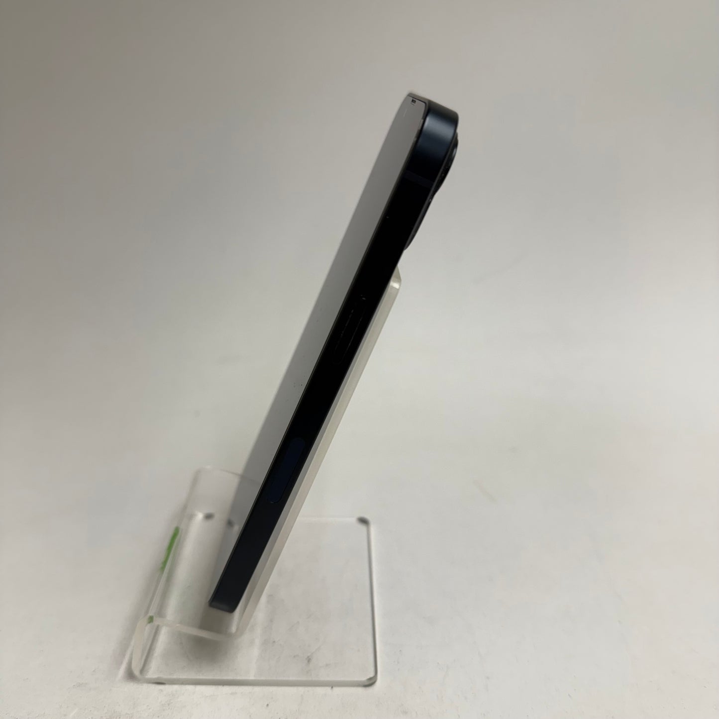 Factory Unlocked Apple iPhone 13 128GB Midnight MLA23LL/A