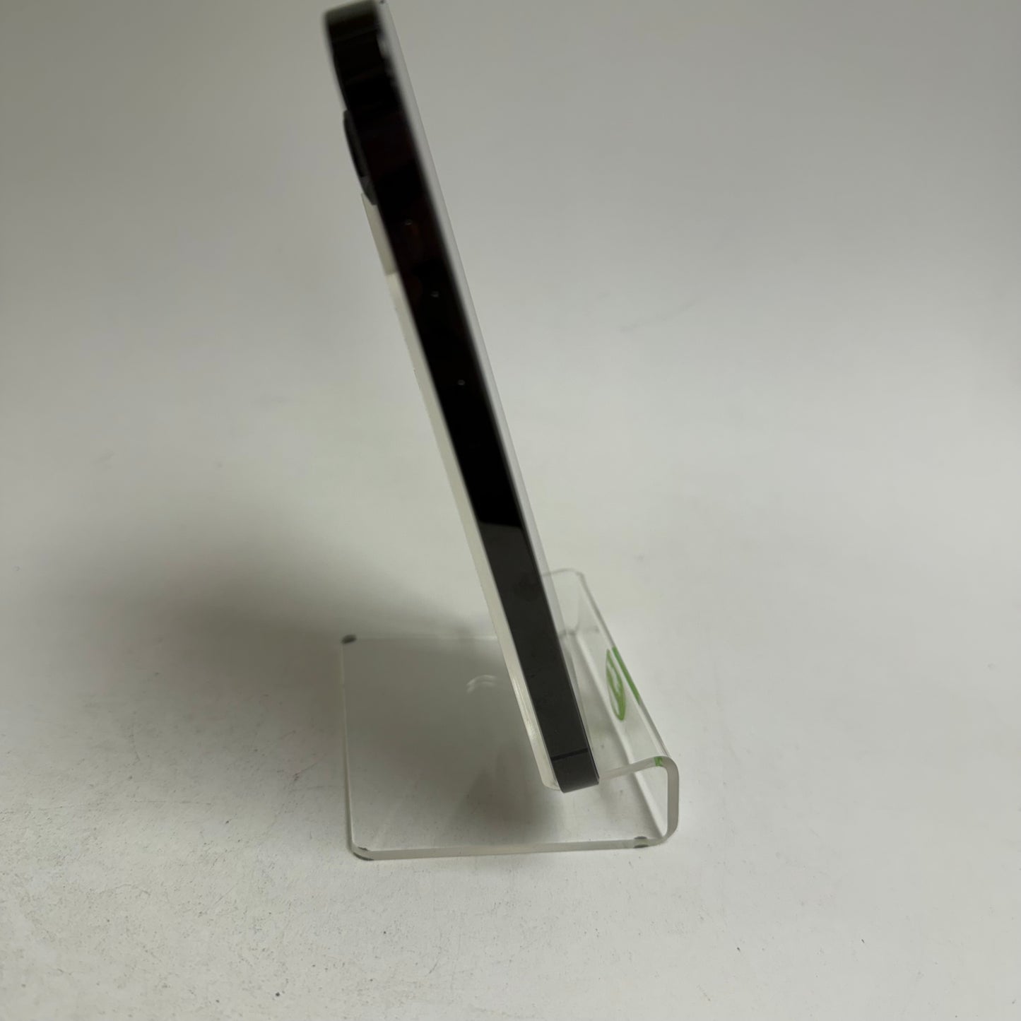 Broken Unlocked Apple iPhone 14 Pro 1TB 26.2  MQ2E3LL/A Bad Batt