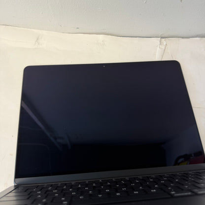 2022 Apple MacBook Air 13.6" M2 8C GPU 3.5GHz 8GB RAM 256GB SSD A2681