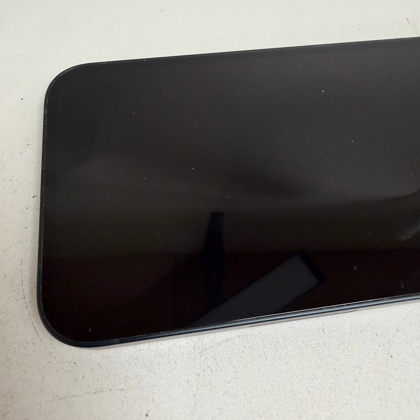 Unlocked Apple iPhone 14 128GB 18.5 Midnight MPUA3LL/A