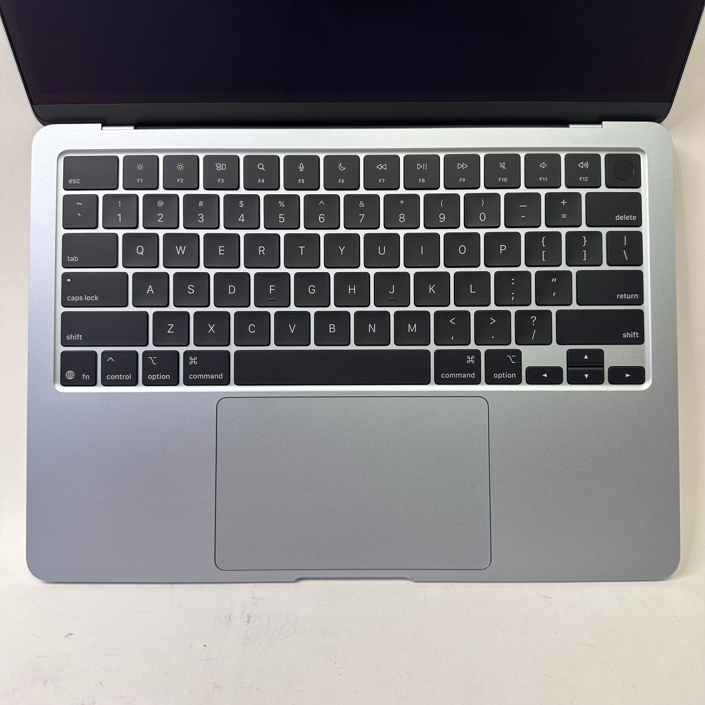 2025 Apple MacBook Air 13.3" M4 8C GPU 4.5GHz 16GB RAM 256GB SSD A3240