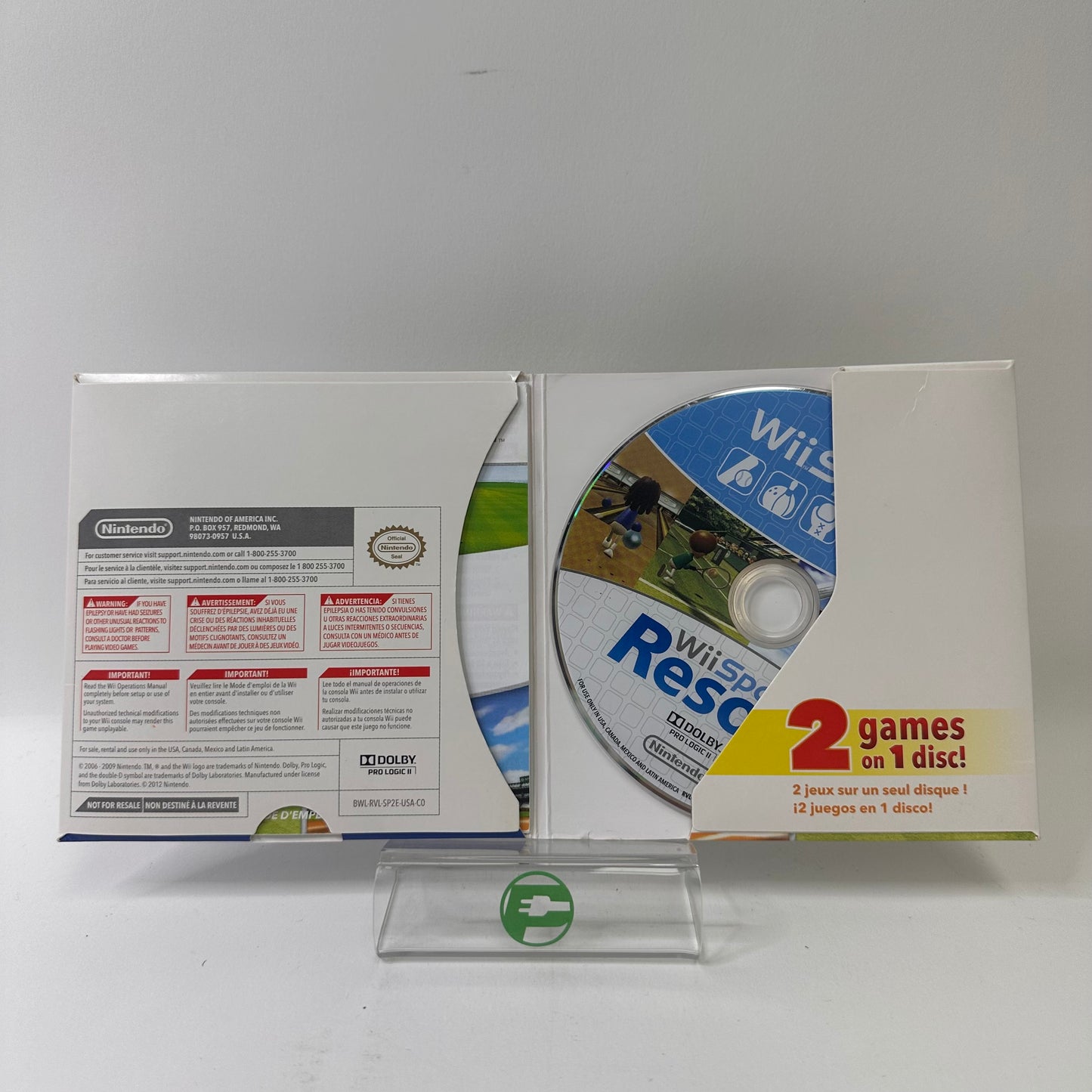 Wii Sports Resort with Wii Sports 2-in-1  Disc (Nintendo Wii, 2012)