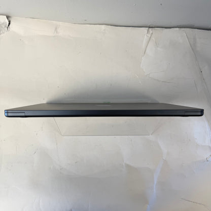 2022 Apple MacBook Air 13.6" M2 8C GPU 3.5GHz 8GB RAM 256GB SSD A2681