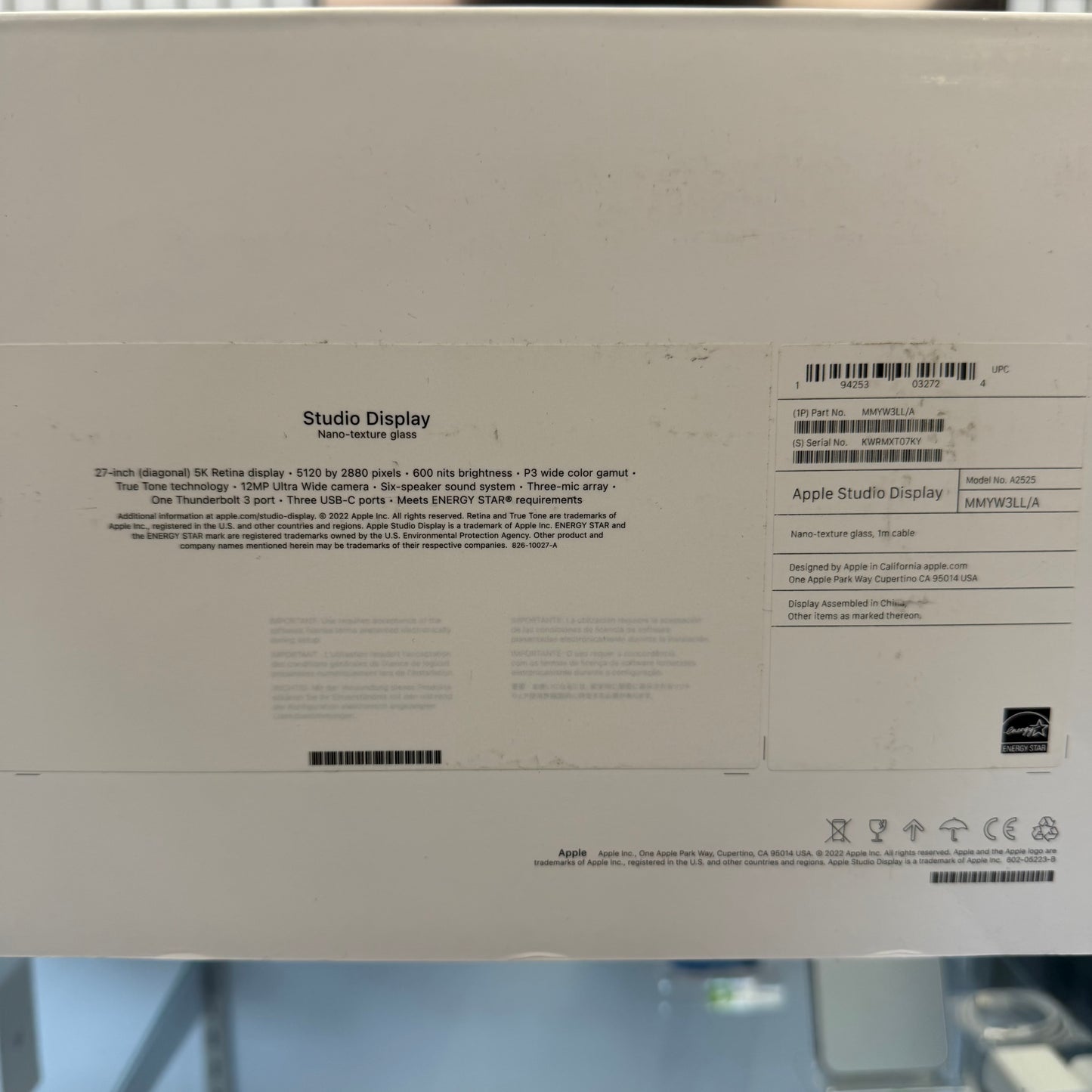 New Apple Studio Display 27" Nano-Texture Glass 5K Retina MMYW3LL/A
